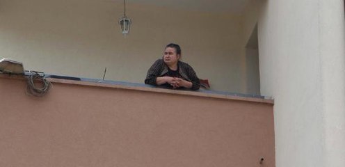 Apartmanda Ateş Eden Kadın İçin Polisin Bekleyişi Sürüyor