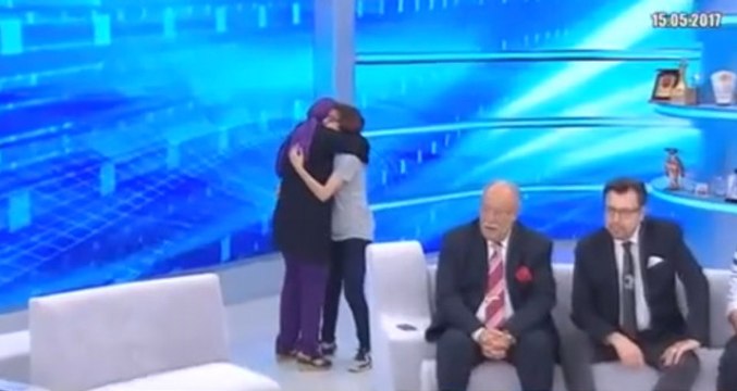 Canlı Yayında Aile Dramı! Zihinsel Engelli Kızı Kaçırıp Zorla Uyuşturucu Kullandırmışlar