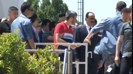 Cumhurbaşkanı Cuma Namazını Marmara İlahiyat Camii'nde Kıldı