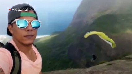 Joven cae al vacío con su parapente desde icónico morro de Río
