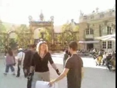 Free Hugs Nancy (Calins Gratuit)