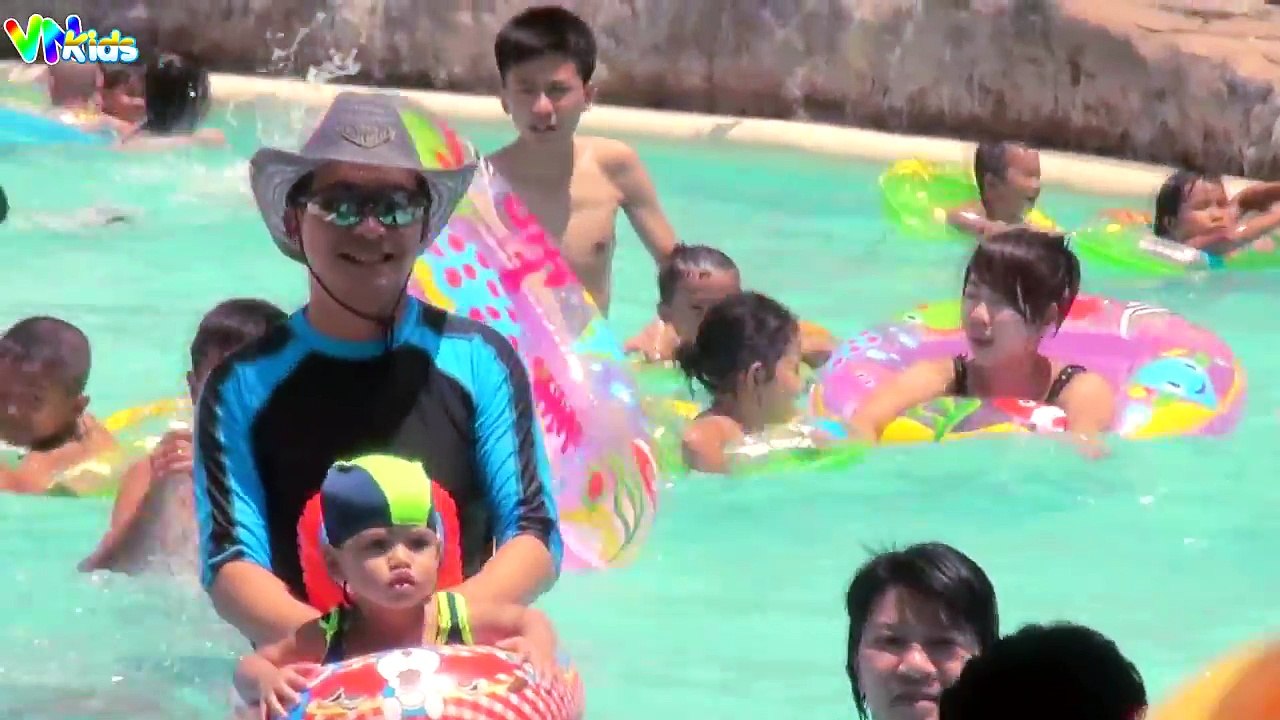 Bé nghịch nước, Công viên nước, Ca nhạc thiếu nhi Aквапарк, Aquapark, Water park for kids
