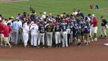 Kongre Üyeleri Beyzbol Maçında Birlik Mesajı Verdi