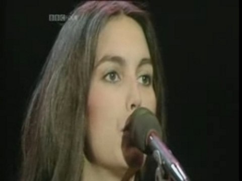 Emmylou Harris - Born To Run - Russell Harty 3.3.1982.dkly`