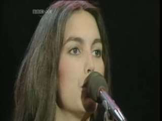 Emmylou Harris - Born To Run - Russell Harty 3.3.1982.dkly`