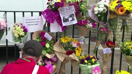 Aumentan a 30 los muertos en incendio de un edificio de Londres