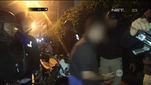 Disidak Polisi di Jalan, Wanita ini Malah Ditantang Nyanyi Sambil Main Gitar - 86