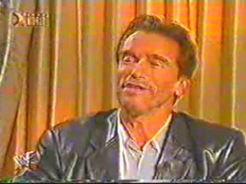 Arnold Schwarzenegger vs. Triple HHH