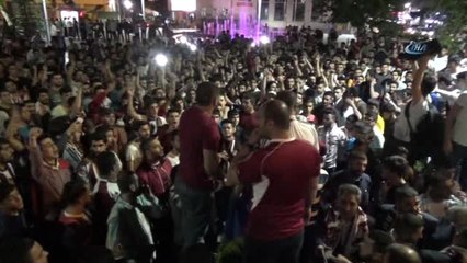 Elazığspor Taraftarlarından Destek Yürüyüşü