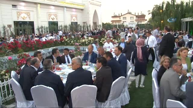 Ahmet Davutoğlu: İrfanı Tebliğ Eden İlim Adamlarına İhtiyacımız Var