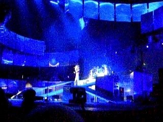 Debut Ich bin da bercy 16.10.07 tokio hotel