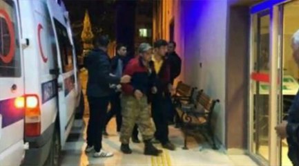 Manisa DA Askerlerin Zehirlenme VAKASI 2017 Son Dakika