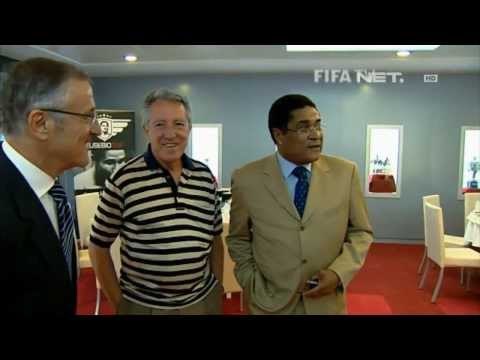 IMS - Legenda Sepak Bola Portugal Meninggal Dunia