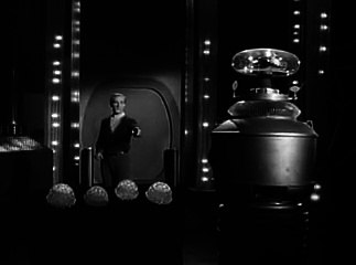 Lost In Space S01 E17  The Keeper  Part 2