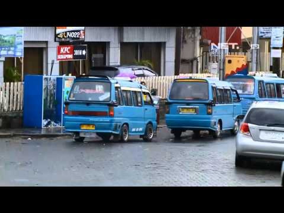 NET17 - Aktifitas warga Manado setelah banjir bandang
