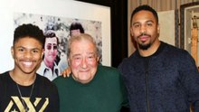 SHAKUR STEVENSON SAYS 'FLOYD MAYWEATHER WAS ALL TALK'-1E9dPeud1MA