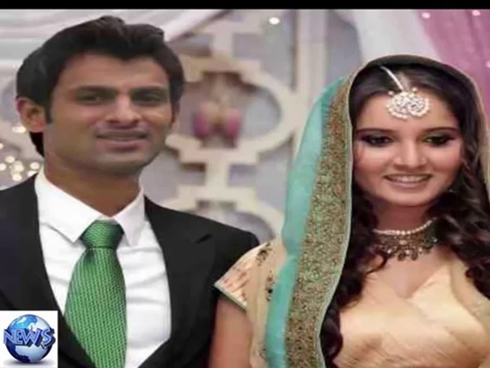 World Cricketers and their Beautiful Wi