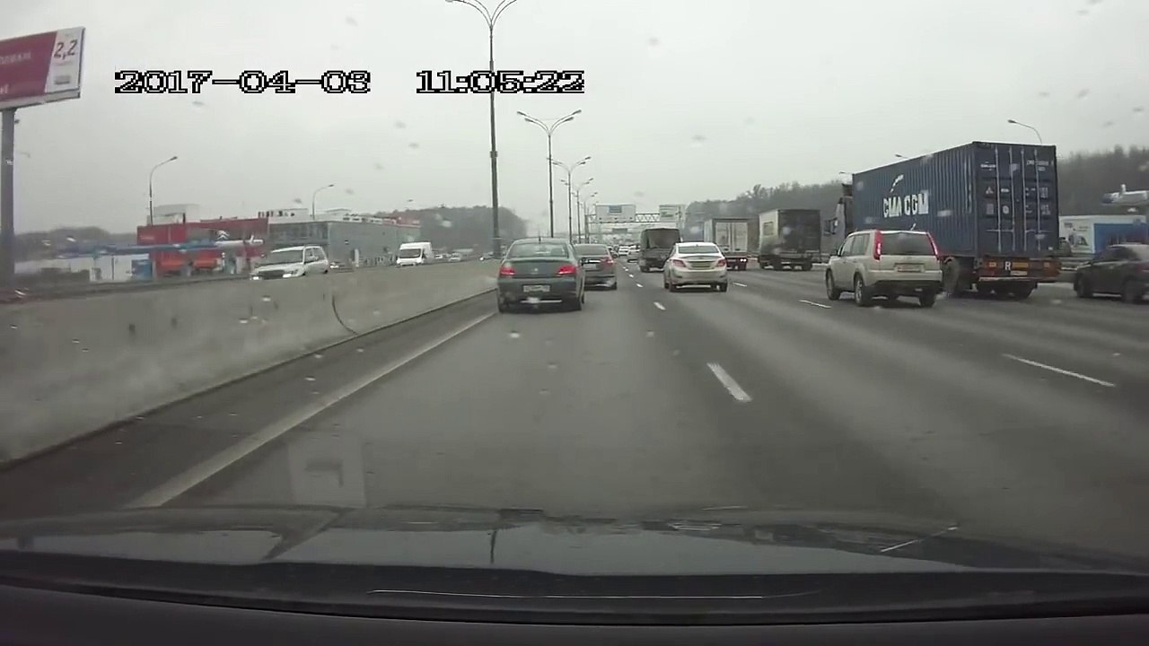 CAR ROLLOVER ON HIGHWAY [Russia, 2017-04-03]