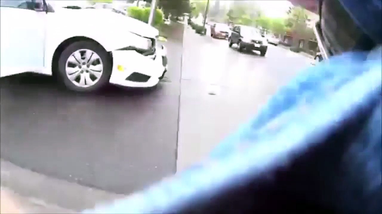 WOMEN AT THE WHEEL! #1    DRIVING FAILS    DASH CAM ACCIDENTS