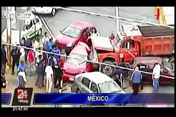 China: niño salva de morir tras ser arrollado por auto