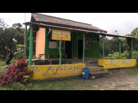 IMS - Meski Berstatus Waspada, Gunung Papandayan Tetap Buka