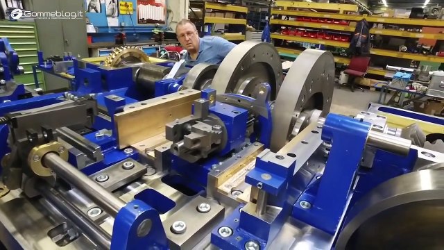 HYPNOTIC Video Inside Extreme Snow Chains Factory HOW IT'S MADE [GOMMEBLOG]