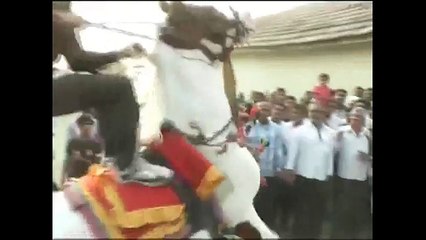 300.यही है असली हिरो.......!!!!