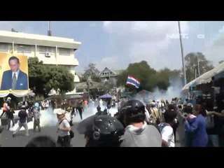 NET17 - Bentrok pendemo dan polisi di Thailand