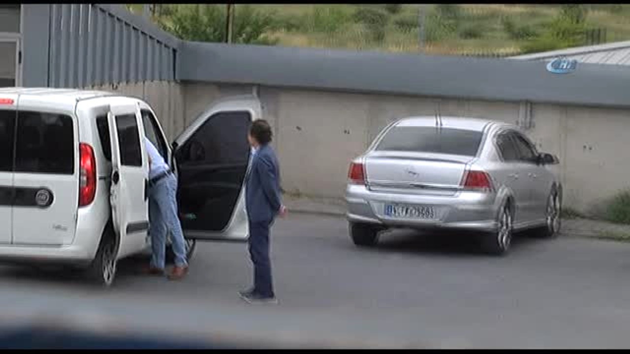 Tutuklanan İşadamı Ömer Faruk Kavurmacı Metris Cezaevi'ne Getirildi.