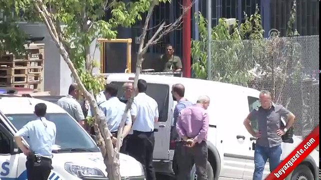 Silahla etrafa rastgele ateş açan eski eşe operasyon