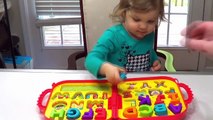Best Learning Videos for Kids Smart Ksdfeid Genevieve Teaches toddlers ABCS, Colors! Kid Learn