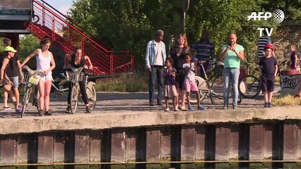 Paris: une course de 5 km dans les eaux du canal de l'Ourcq