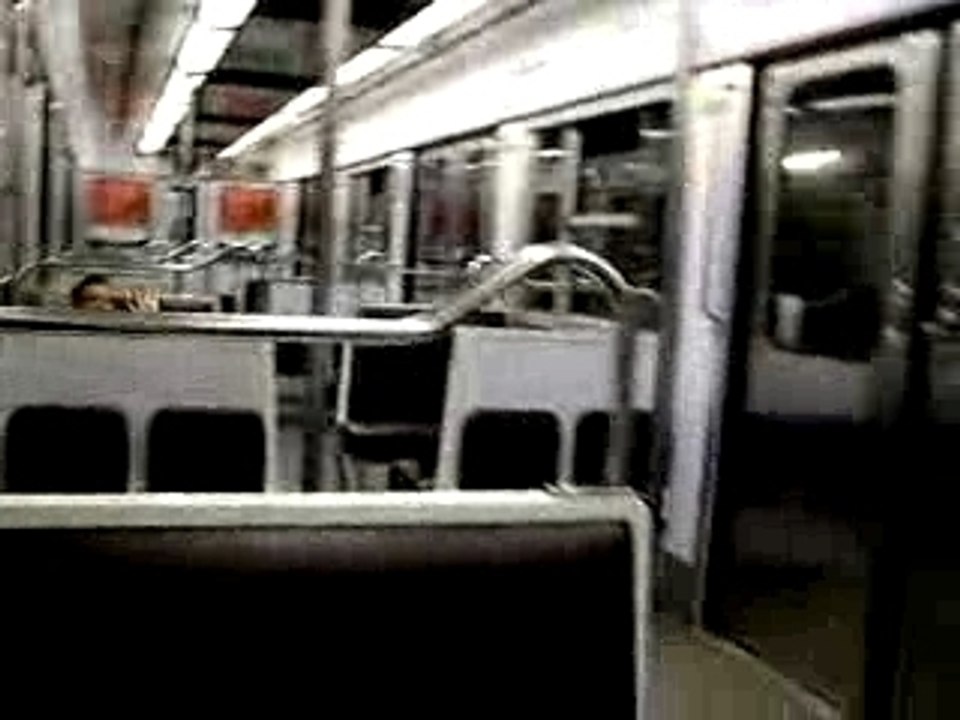 glandage dans le metro