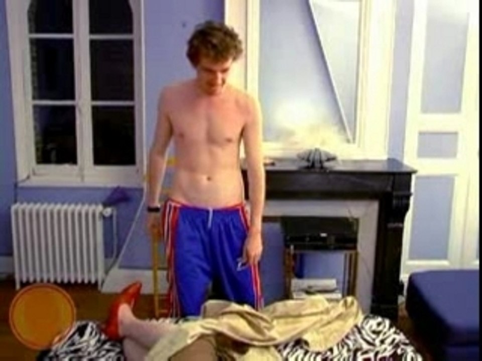 droles2dragues - Le Charly- Le strip tease  6/6