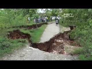NETJatim - Tanah Ambles di Pamekasan Akibat Penambangan Batu Kapur