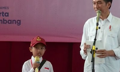 Bocah SD di Wonosobo Ini Baca Puisi Untuk Presiden