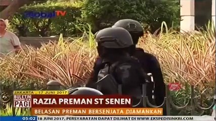 Video herunterladen: Belasan Preman Stasiun Senen Terjaring Razia Polisi