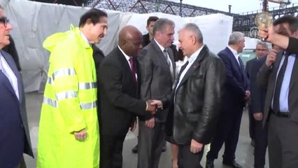 Yıldırım, 3. Havalimanı Işçileriyle Iftar Yaptı