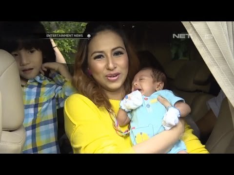 Pasca melahirkan, Deswita mulai kejar target kuruskan badan