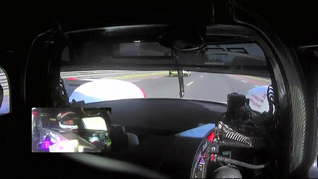 24 Heures du Mans: A bord de la Porsche 919 Hybrid #1 pour un tour de circuit