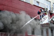 Istanbul'da Iplik Dokuma Fabrikasında Yangın