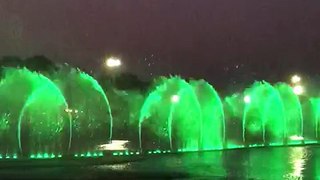 Dubai Dancing Fountain with Pakistan National Anthem