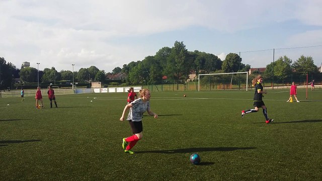FÉMININES / ENTRAINEMENT A MIREBEAU