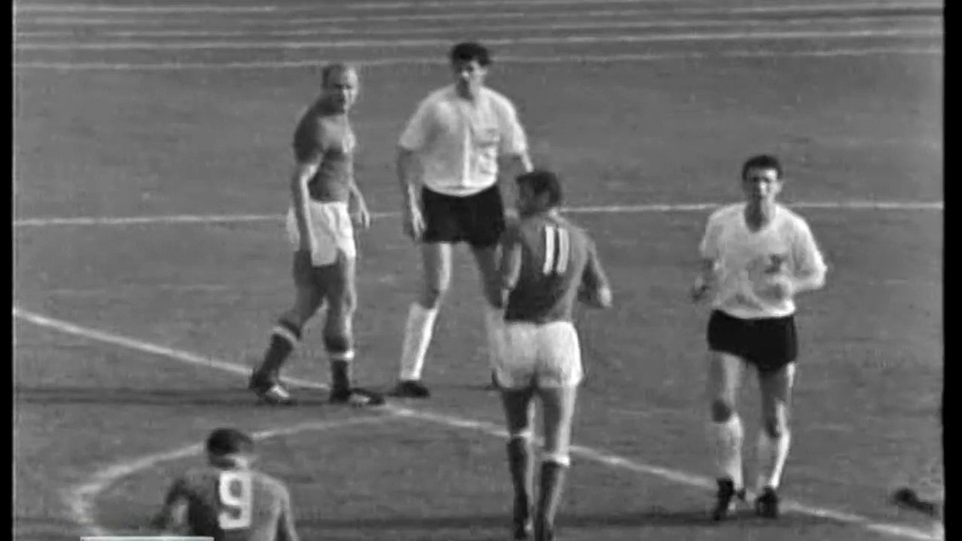 Eduard Streltsov vs Austria 1967 2nd leg of European qualifiers (All touches & actions)