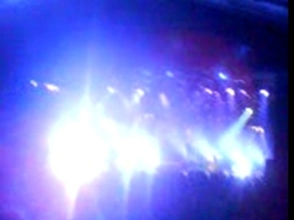 Aaron - Little Love - Live in nancy