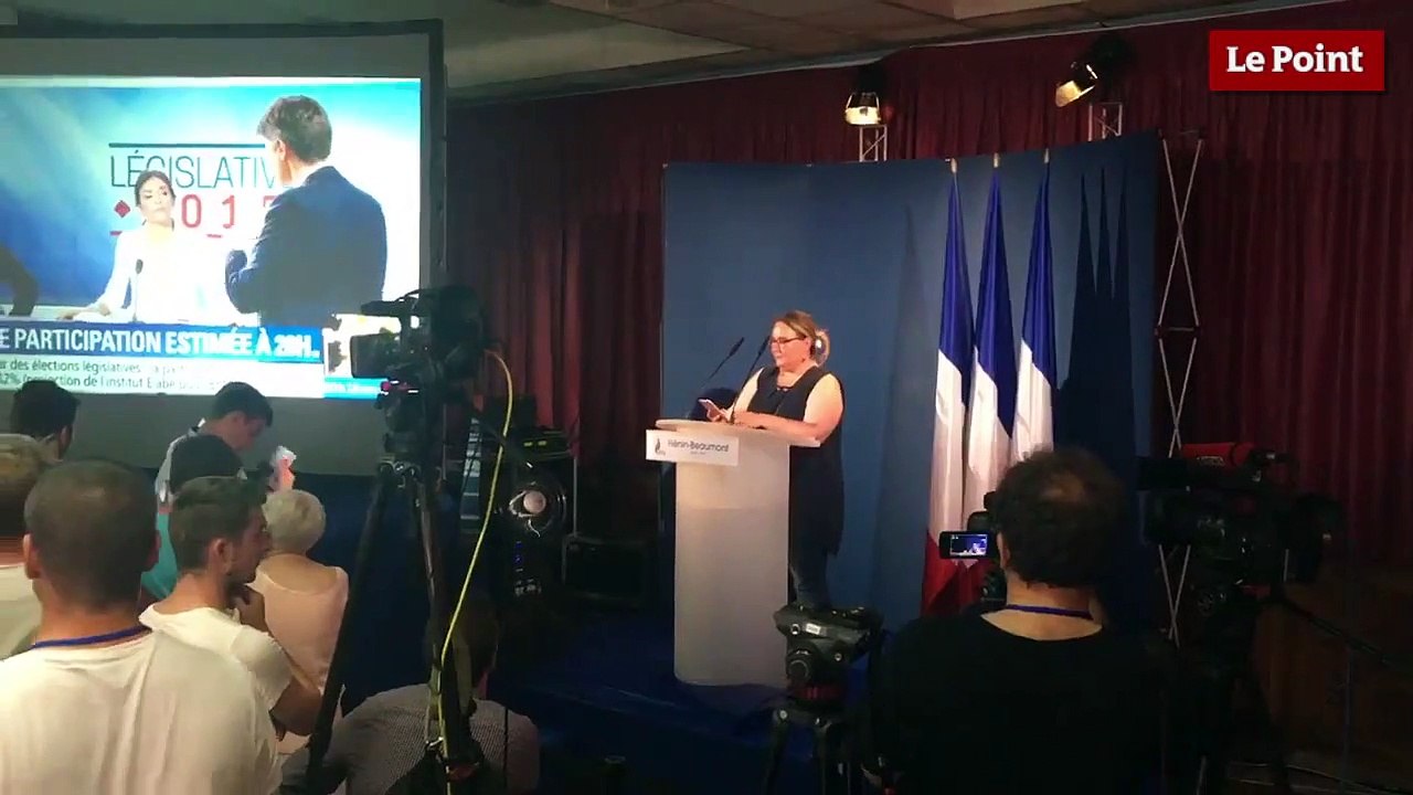 Les militants FN attendent Marine Le Pen