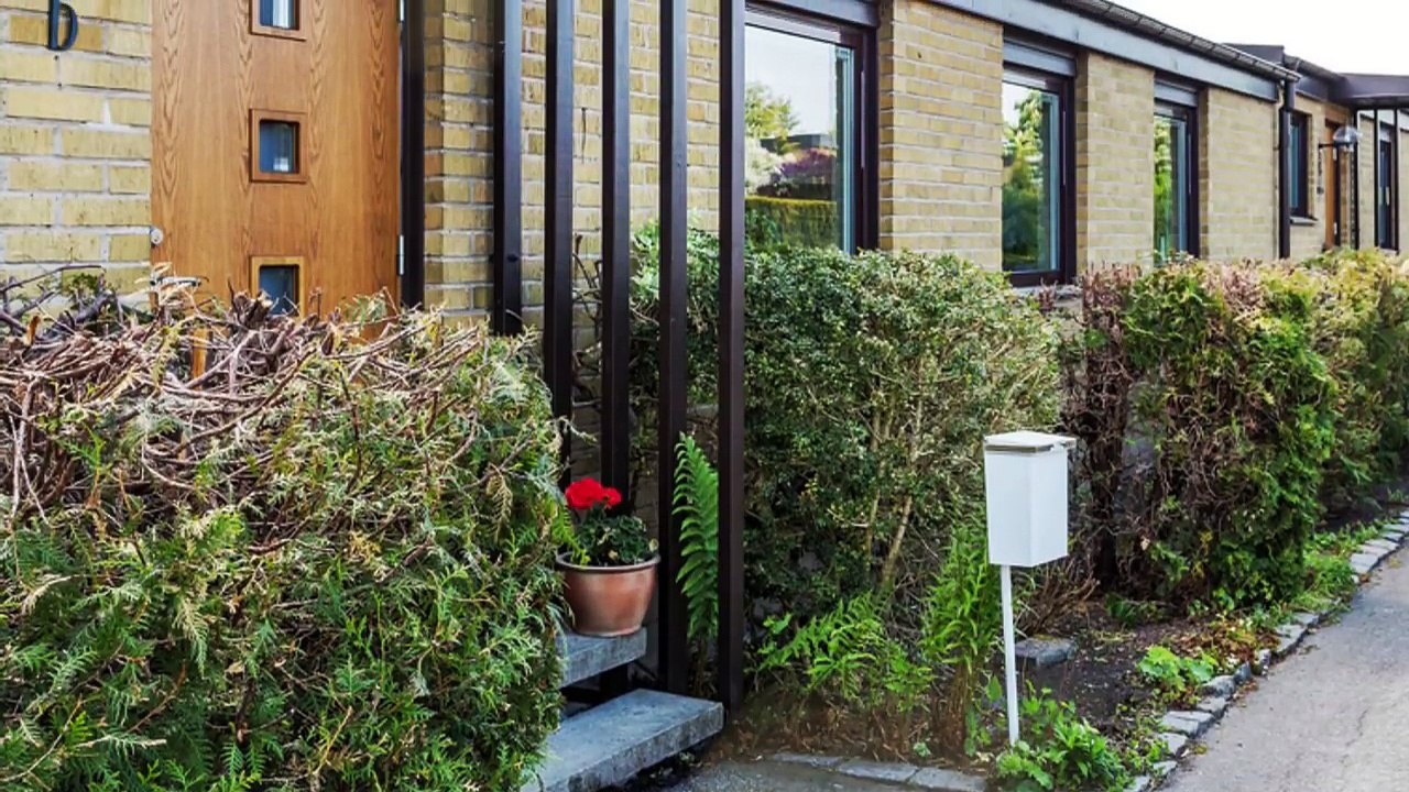 Wonderful, Very Comfortable One-Storey Townhouse, Serene Design