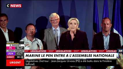 Marine Le Pen demande d'instaurer la proportionnelle aux élections