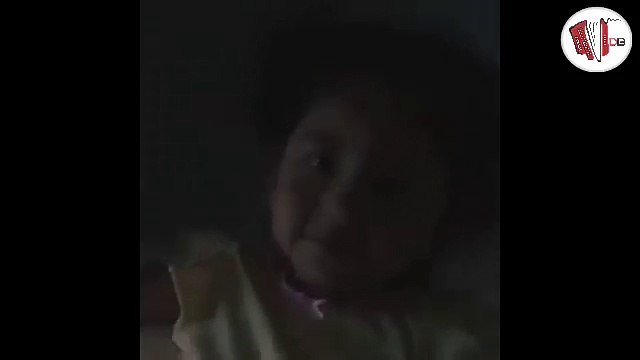 Paula Elena le canta feliz cumpleaños a su papá Martín Elías