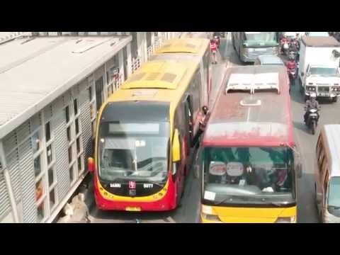 Bus Transjakarta Koridor 3 Mogok karena Onderdil Mesin Tak Layak Pakai -NET12